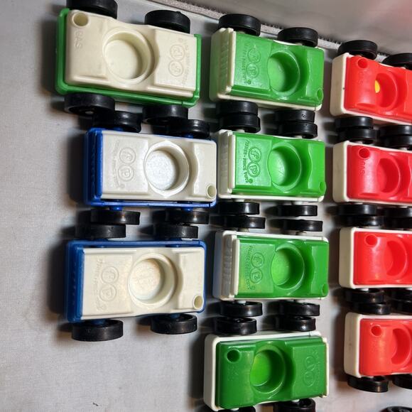 Vintage 21 Fisher Price Little People Lot of Vehicles Cars Taxi Etc - Picture 2 of 5